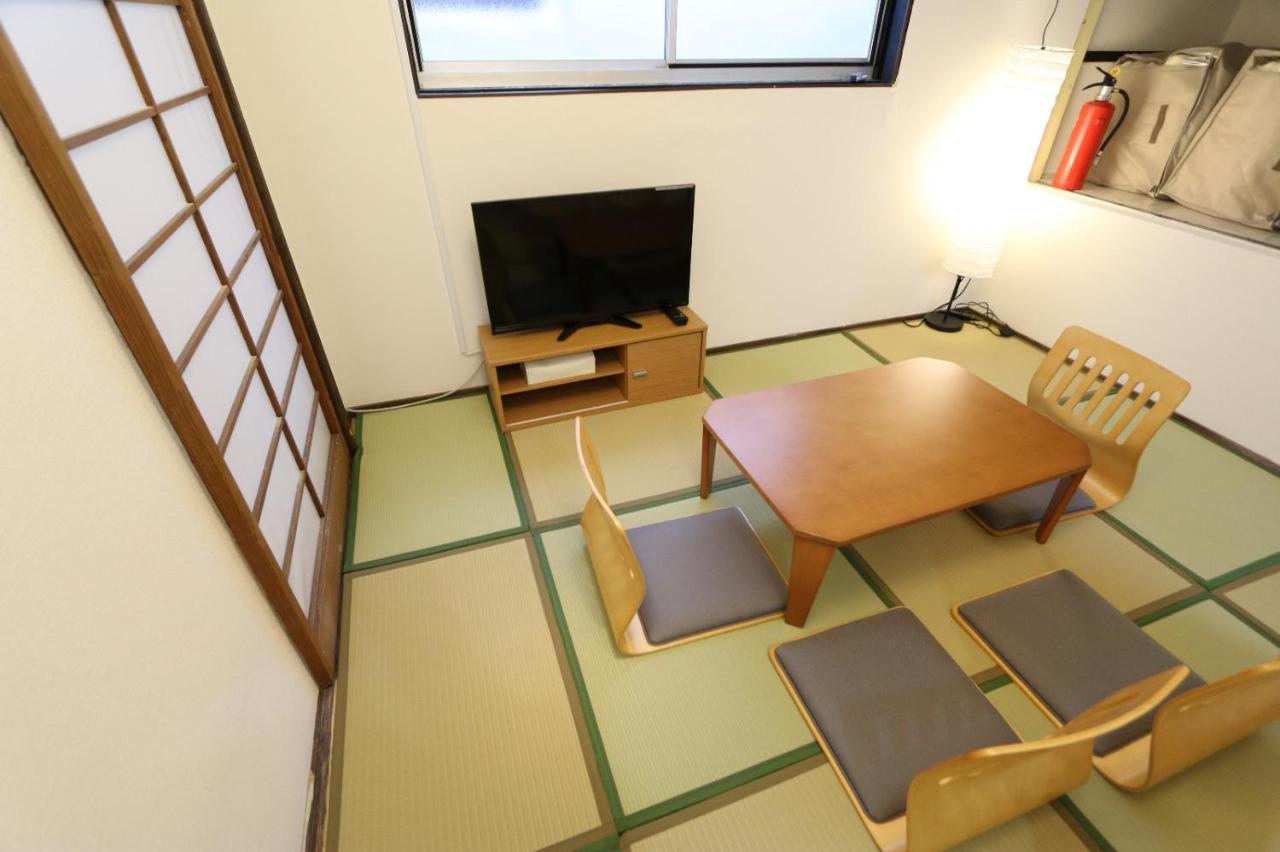 Downtown Area Shinsaibashi Japanese House 11ppl Debby1 度假居 大阪