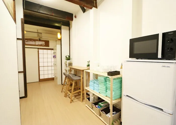 Osaka Downtown Area Shinsaibashi Japanese House 11Ppl Debby1